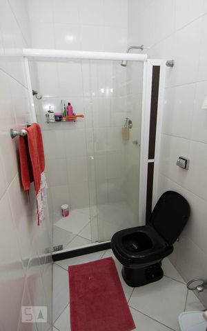 Casa à venda com 453m², 5 quartos e sem vaga Casa à venda com 453m², 5 quartos e sem vagaBanheiro