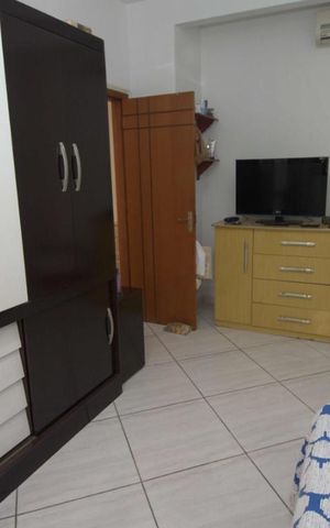 Casa à venda com 453m², 5 quartos e sem vaga Casa à venda com 453m², 5 quartos e sem vagaQuarto 1