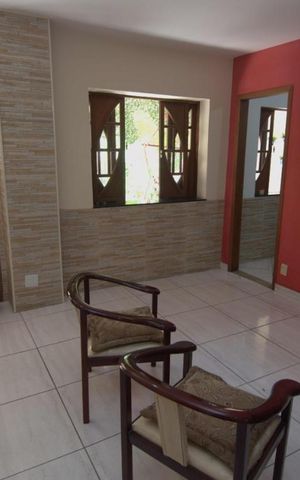 Casa à venda com 453m², 5 quartos e sem vaga Casa à venda com 453m², 5 quartos e sem vagaSala