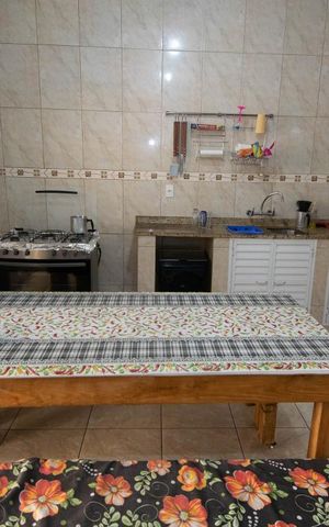 Casa à venda com 453m², 5 quartos e sem vaga Casa à venda com 453m², 5 quartos e sem vagaCozinha
