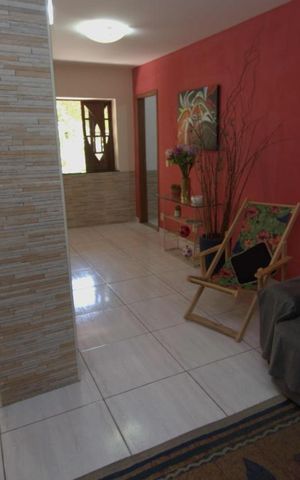 Casa à venda com 453m², 5 quartos e sem vaga Casa à venda com 453m², 5 quartos e sem vagaSala