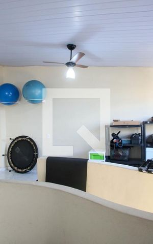 Casa à venda com 300m², 3 quartos e 3 vagas Casa à venda com 300m², 3 quartos e 3 vagasAcademia
