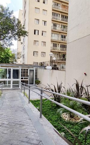 Apartamento para alugar com 65m², 2 quartos e 1 vaga Apartamento para alugar com 65m², 2 quartos e 1 vagaEntrada