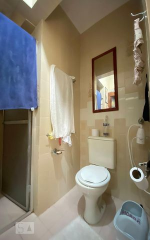 Apartamento à venda com 117m², 3 quartos e sem vagaBanheiro