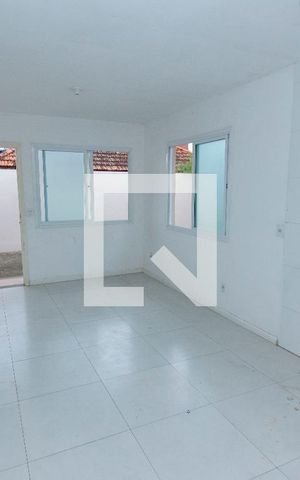 Casa à venda com 200m², 8 quartos e 3 vagas Casa à venda com 200m², 8 quartos e 3 vagasSala/Cozinha