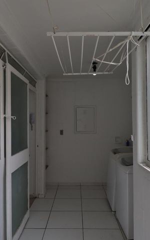 Apartamento à venda com 140m², 3 quartos e 1 vagaÁrea de Serviço