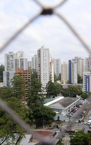Apartamento à venda com 130m², 3 quartos e 2 vagasVista da Varanda 
