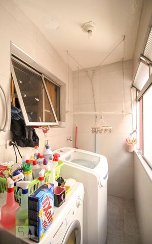 Apartamento à venda com 65m², 3 quartos e 1 vagaÁrea de Serviço