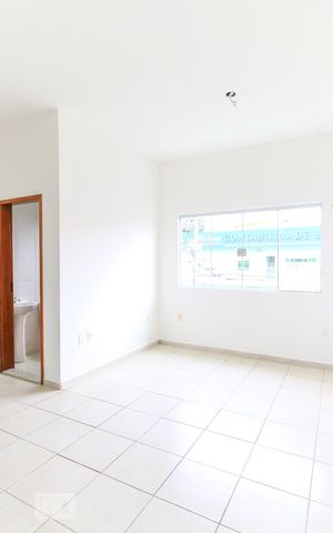 Casa para alugar com 40m², 1 quarto e sem vagaSala