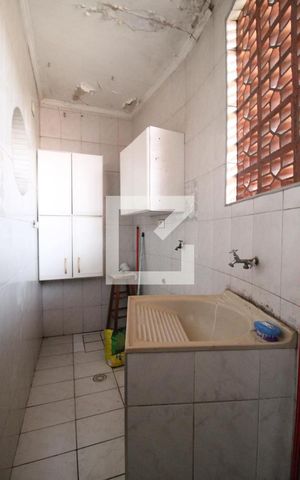 Casa à venda com 300m², 4 quartos e 3 vagasCasa 2 - lavanderia