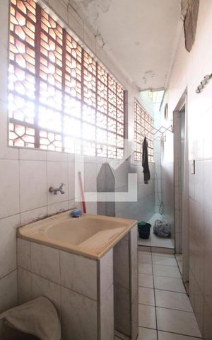 Casa à venda com 300m², 4 quartos e 3 vagasCasa 2 - lavanderia
