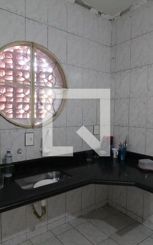 Casa à venda com 300m², 4 quartos e 3 vagasCasa 2 - Cozinha