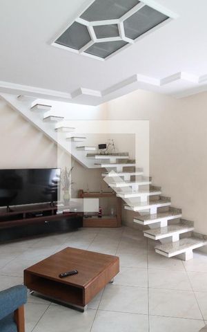 Casa à venda com 300m², 4 quartos e 3 vagasSala  
