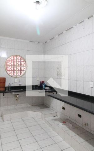 Casa à venda com 300m², 4 quartos e 3 vagasCasa 2 - Cozinha