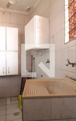 Casa à venda com 300m², 4 quartos e 3 vagasCasa 2 - lavanderia