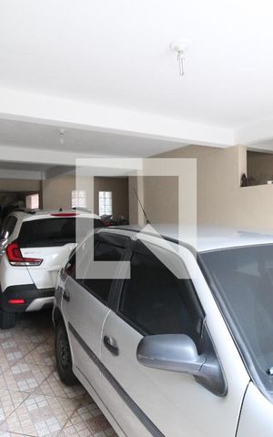 Casa à venda com 300m², 4 quartos e 3 vagasGaragem