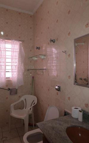 Casa à venda com 126m², 2 quartos e 1 vagaBanheiro Social