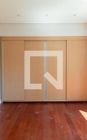 Apartamento à venda com 140m², 2 quartos e 1 vaga Apartamento à venda com 140m², 2 quartos e 1 vagaQuarto