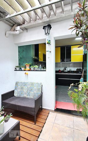 Casa à venda com 280m², 5 quartos e 2 vagasJardim de Inverno 