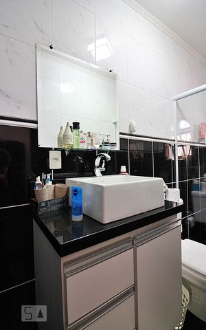 Casa à venda com 280m², 5 quartos e 2 vagasBanheiro do Quarto 2 - Suíte