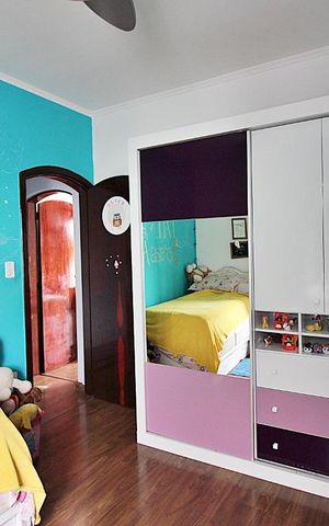 Casa à venda com 280m², 5 quartos e 2 vagasQuarto 4 - Suíte