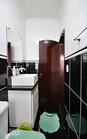 Casa à venda com 280m², 5 quartos e 2 vagasBanheiro do Quarto 3 - Suíte