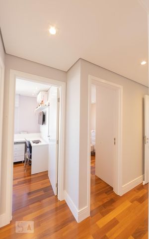 Apartamento à venda com 109m², 3 quartos e 2 vagas Apartamento à venda com 109m², 3 quartos e 2 vagasCorredor