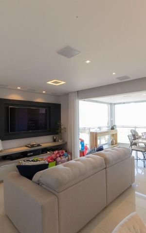 Apartamento à venda com 109m², 3 quartos e 2 vagas Apartamento à venda com 109m², 3 quartos e 2 vagasSala