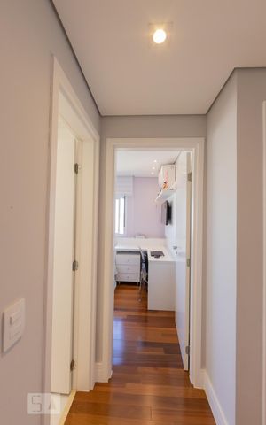 Apartamento à venda com 109m², 3 quartos e 2 vagas Apartamento à venda com 109m², 3 quartos e 2 vagasCorredor