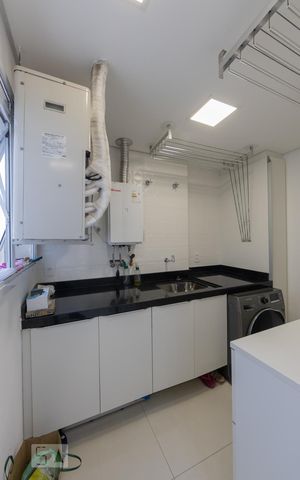 Apartamento à venda com 109m², 3 quartos e 2 vagas Apartamento à venda com 109m², 3 quartos e 2 vagasÁrea de Serviço