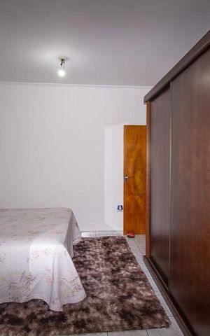 Casa à venda com 160m², 2 quartos e 1 vagaSuíte
