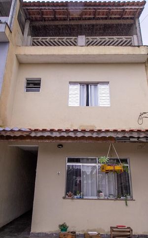 Casa à venda com 160m², 2 quartos e 1 vagaEntrada