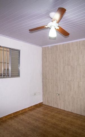 Casa para alugar com 35m², 1 quarto e sem vagaQuarto