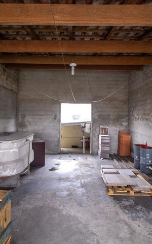 Casa para alugar com 35m², 1 quarto e sem vagaVaranda