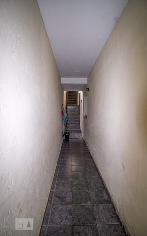 Casa para alugar com 35m², 1 quarto e sem vagaEntrada