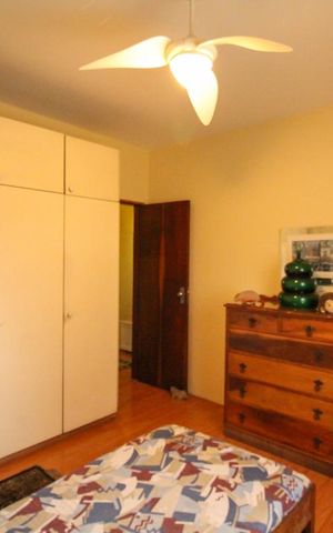 Casa à venda com 261m², 3 quartos e 4 vagasQuarto 2