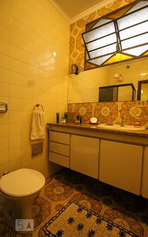 Casa à venda com 261m², 3 quartos e 4 vagasBanheiro