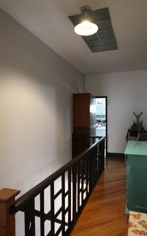 Casa à venda com 350m², 5 quartos e 1 vagaCorredor