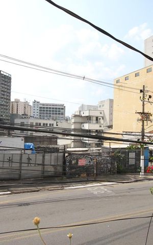 Casa à venda com 350m², 5 quartos e 1 vagaVista