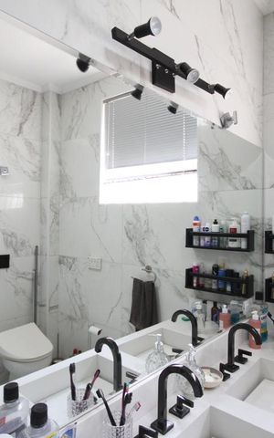 Casa à venda com 350m², 5 quartos e 1 vagaBanheiro