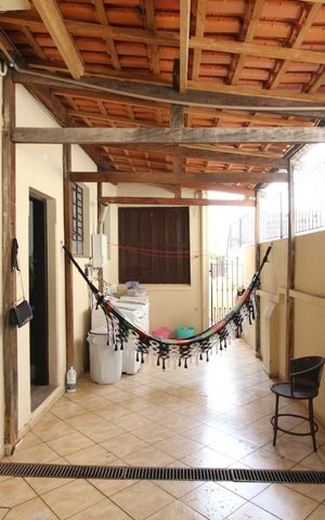 Casa à venda com 350m², 5 quartos e 1 vagaÁrea de Serviço