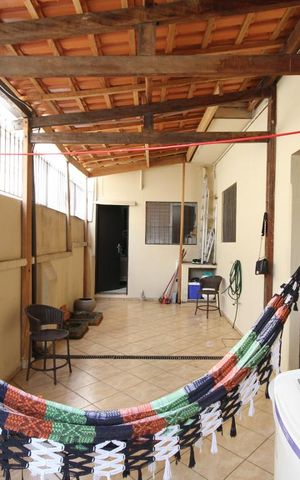 Casa à venda com 350m², 5 quartos e 1 vagaÁrea de Serviço