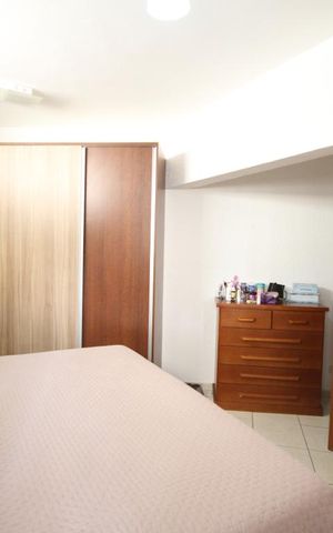 Casa à venda com 350m², 5 quartos e 1 vagaquarto dos fundos