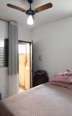 Casa à venda com 350m², 5 quartos e 1 vagaquarto dos fundos