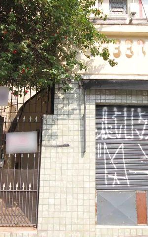 Casa à venda com 350m², 5 quartos e 1 vagaFachada