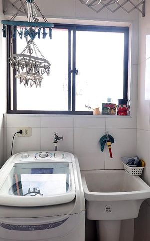 Apartamento à venda com 68m², 2 quartos e 1 vagaÁrea de Serviço