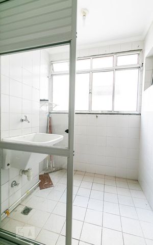 Apartamento à venda com 68m², 3 quartos e 1 vagaÁrea de Serviço