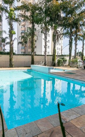 Apartamento à venda com 68m², 3 quartos e 1 vagaÁrea comum - Piscina