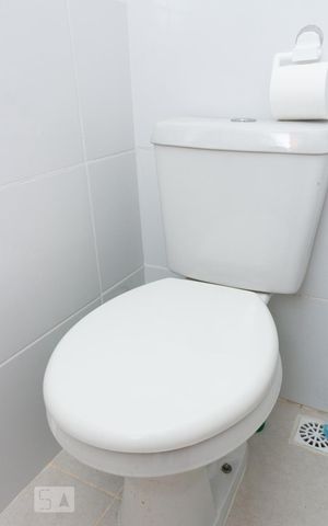 Casa para alugar com 62m², 2 quartos e 1 vaga Casa para alugar com 62m², 2 quartos e 1 vagaDetalhe do lavabo