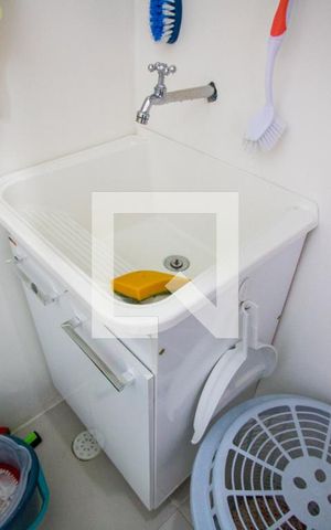 Casa à venda com 200m², 3 quartos e 5 vagas Casa à venda com 200m², 3 quartos e 5 vagasÁrea de serviço